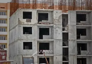 Из 13 тысяч квартир первичного жилья Астаны более 5 тысяч - долгострой