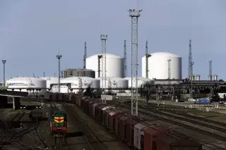 Цены на нефть продолжат активно снижаться - эксперты