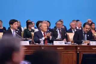 Назарбаев: Мы будем совершать великие дела