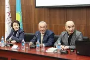 Профессора КАЗГЮУ провели семинар для своих выпускников
