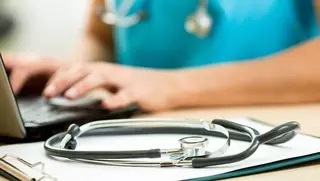 В казахстанских поликлиниках ряд документов перевели в электронный формат