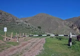 Снимать на камеру берущих деньги за проезд в горы Алматы призвал директор нацпарка