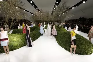 Прием на работу анорексичных моделей запретили французские депутаты