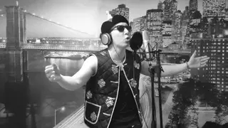 Парень из Тувы завоевывает популярность своим горловым пением