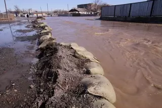Паводки в Карагандинской области подтопили город Абай