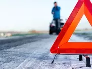 Чинивших авто на обочине людей насмерть сбила "легковушка" в Акмолинской области