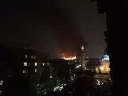Многоэтажный дом горел в районе Зеленого базара в Алматы