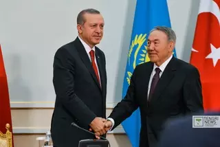 Президент Турции назвал Назарбаева "аксакалом тюркского мира"