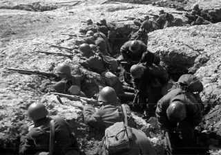 Семьи погибших при обороне Ленинграда воинов из Казахстана ищут в России