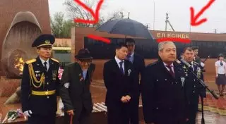 История с фото замакима Атырауской области под зонтом получила продолжение