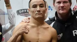 Казахстанец Жанат Жакиянов завоевал титул WBA International