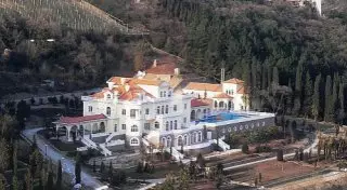 Как выглядят резиденции президентов Украины