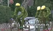 Цену цветочных фигур велосипедистов в Алматы объяснил акимат