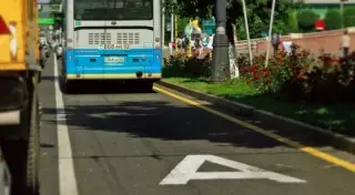 Первые преимущества от выделенной полосы для автобусов назвали в акимате Алматы