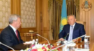 Назарбаев провел встречу с главой КНБ