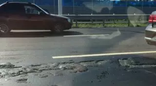 Положенный к саммиту ШОС в Уфе асфальт расплавился от жары