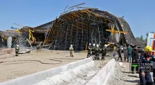 Названа причина падения строящегося моста в Алматы