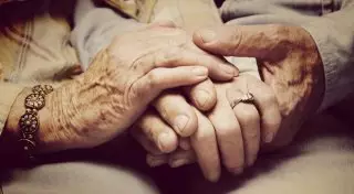 Пожилые новозеландцы умерли в один день после 67 лет брака