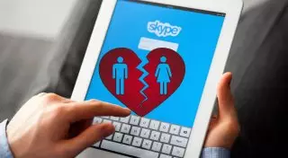 Жителя Франции хотят развести с женой по Skype в Костанае