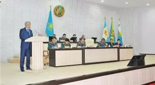 Состояние боеготовности казахстанской армии обсудили в Минобороны