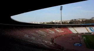 Матч "Црвена Звезда" - "Кайрат" едва не сорвался из-за бомбы на стадионе