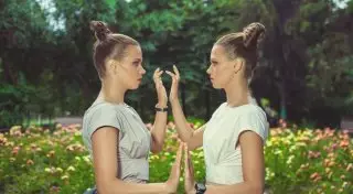 "Невидимая сторона" казахстанских синхронисток сестер Немич