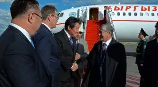Президент Кыргызстана прилетел в Астану