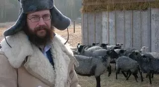 Эпатажный бизнесмен Герман Стерлигов уехал из России