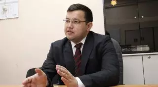 Олжас Худайбергенов дал оценку новому курсу тенге к доллару