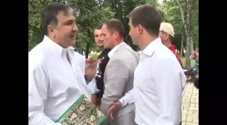 Саакашвили назвал нардепа "накачанным ублюдком"