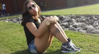 Сексуальная уборщица из Бразилии покорила Интернет