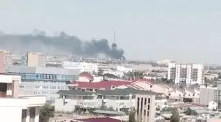 Старые автопокрышки стали причиной крупного пожара в Актау