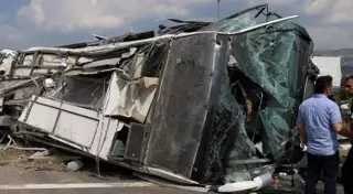 Власти Турции обещают расследовать аварию автобуса с казахстанцами в сжатые сроки