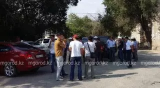 В Актобе массово увольняют нефтяников казахстанско-китайской компании