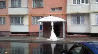 Вкладчики ЖССБ пожаловались на некачественное жилье в Алматы