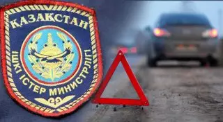 5 полицейских пострадали в ДТП в Карагандинской области