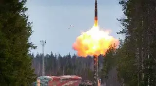 "Тополь" поразил условную цель на полигоне "Сары-Шаган" в Казахстане