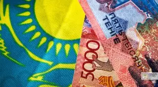 Курс доллара вновь незначительно упал на дневной сессии KASE