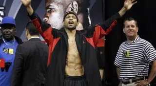 Боксер Рой Джонс написал песню о Казахстане