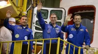 Творогом из кобыльего молока и супом из конины угостит Аимбетов экипаж МКС