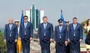 Михаила Саакашвили высмеяли за нелепый костюм
