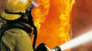 Человек заживо сгорел при пожаре в киоске в Алматы