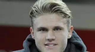 Полузащитник сборной РК Александр Меркель зарабатывает в несколько раз меньше одноклубников