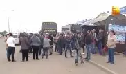 Разъяренная толпа напала на полицейских в Астане