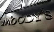 Moody's понизило рейтинги казахстанских банков из-за нового курса тенге