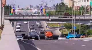 На каких улицах Астаны ввели ограничение на движение грузовых авто