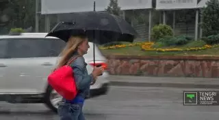 Холодная и дождливая погода в Казахстане ожидается в выходные дни