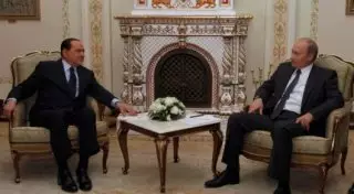 Украина возмущена поездкой Путина и Берлускони в Крым