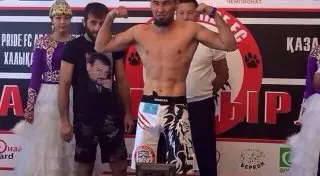 Семеро казахстанцев победили на международном турнире по ММА