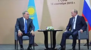 Назарбаев о кризисе: Мы не в первый раз переживаем падения